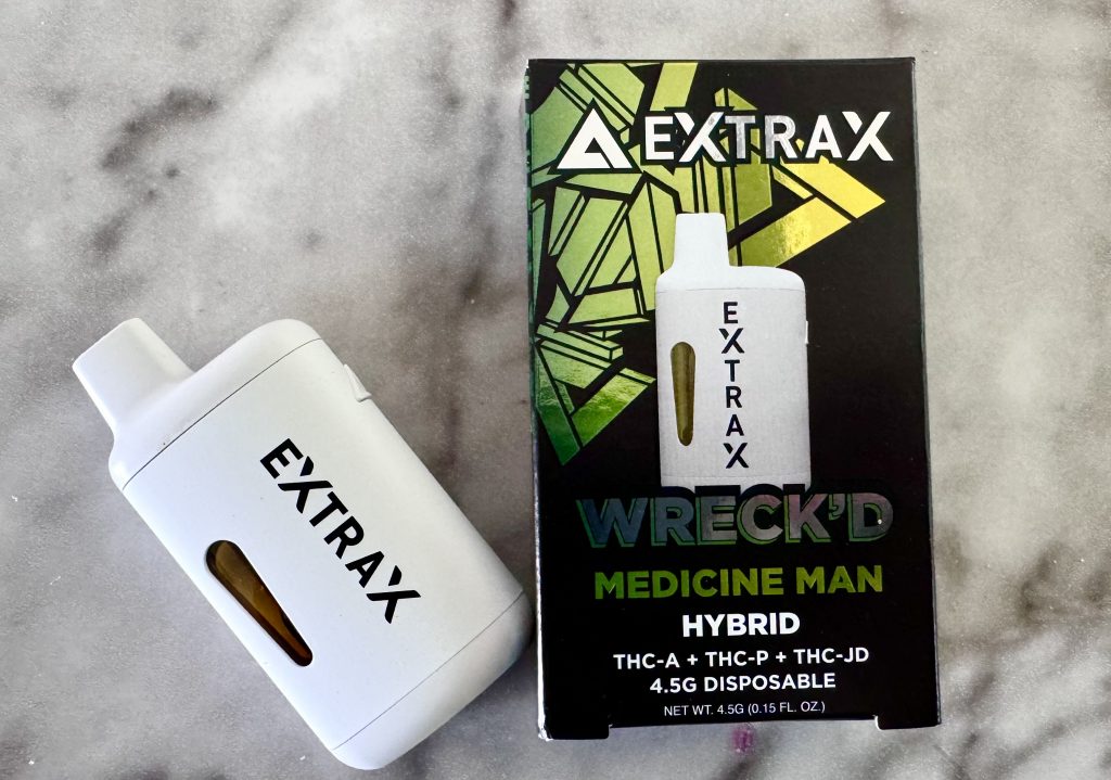 Delta Extrax Wreck'd Medicine Man 4.5g Disposable Review cover photo           pre-heat disposables