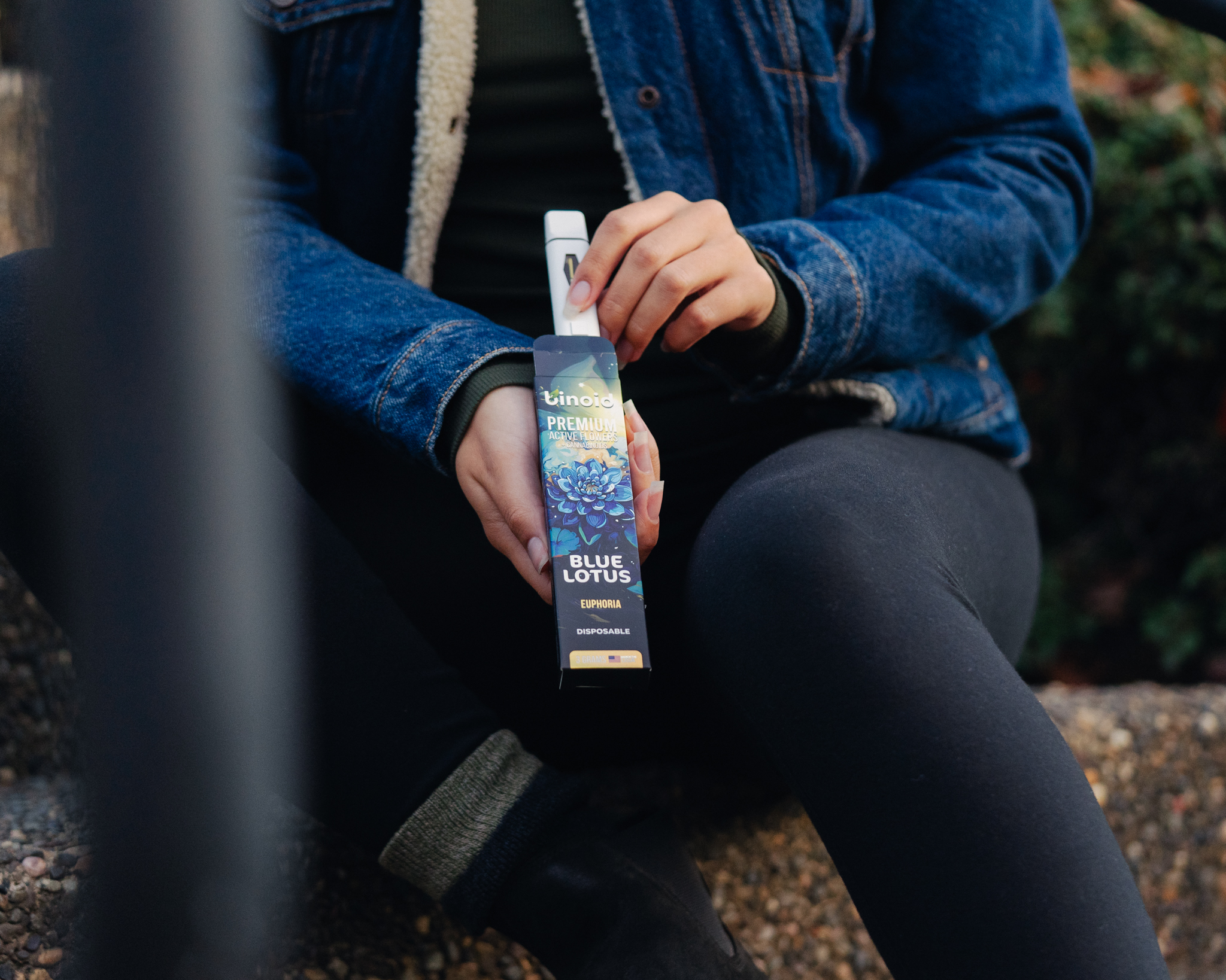 Binoid Premium Blue Lotus 3 Gram Disposable Review cover photo