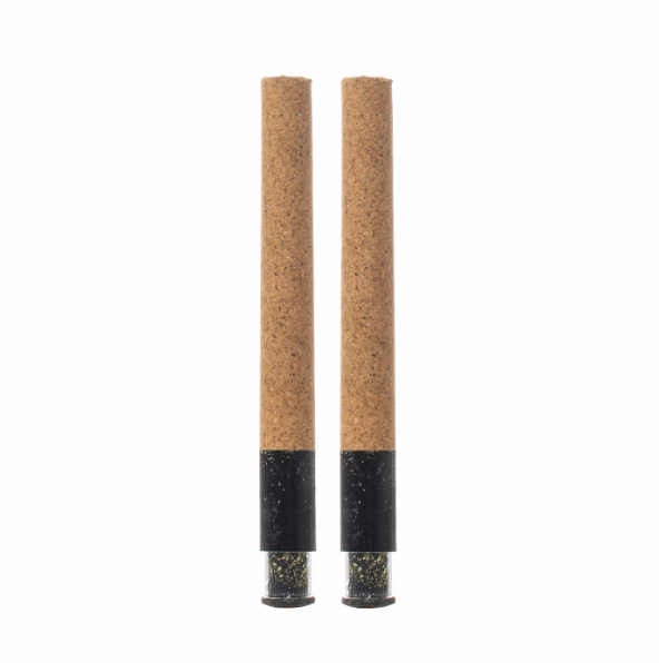 The best glass tip blunts displayed in front of an eyecatching background.