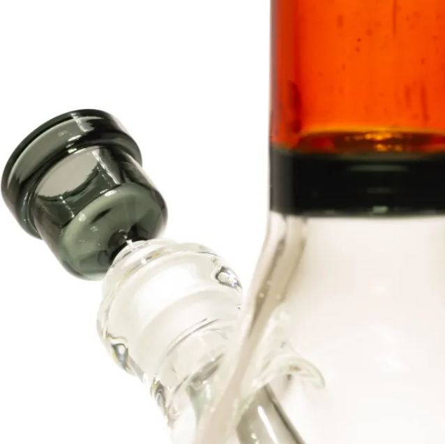 The best beaker bongs for 2026 displayed in front of a white background.