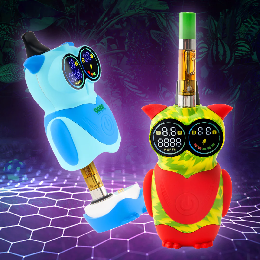 Ooze Hoot Character Vape – 650 mAh - Glitch products, blue and red orange, displayed in front of a violet disco-looking background.